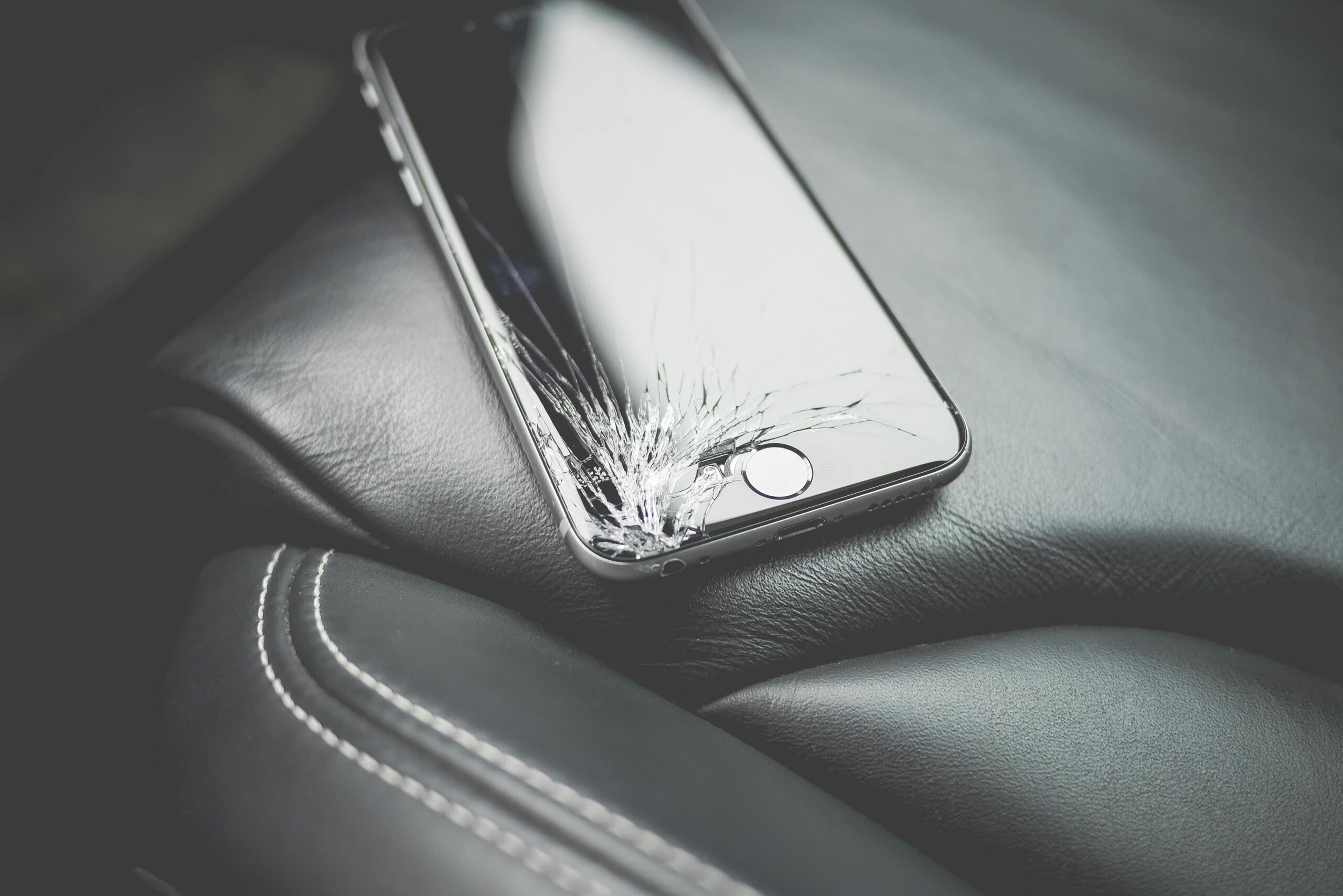 The Benefits of Regular Phone Maintenance